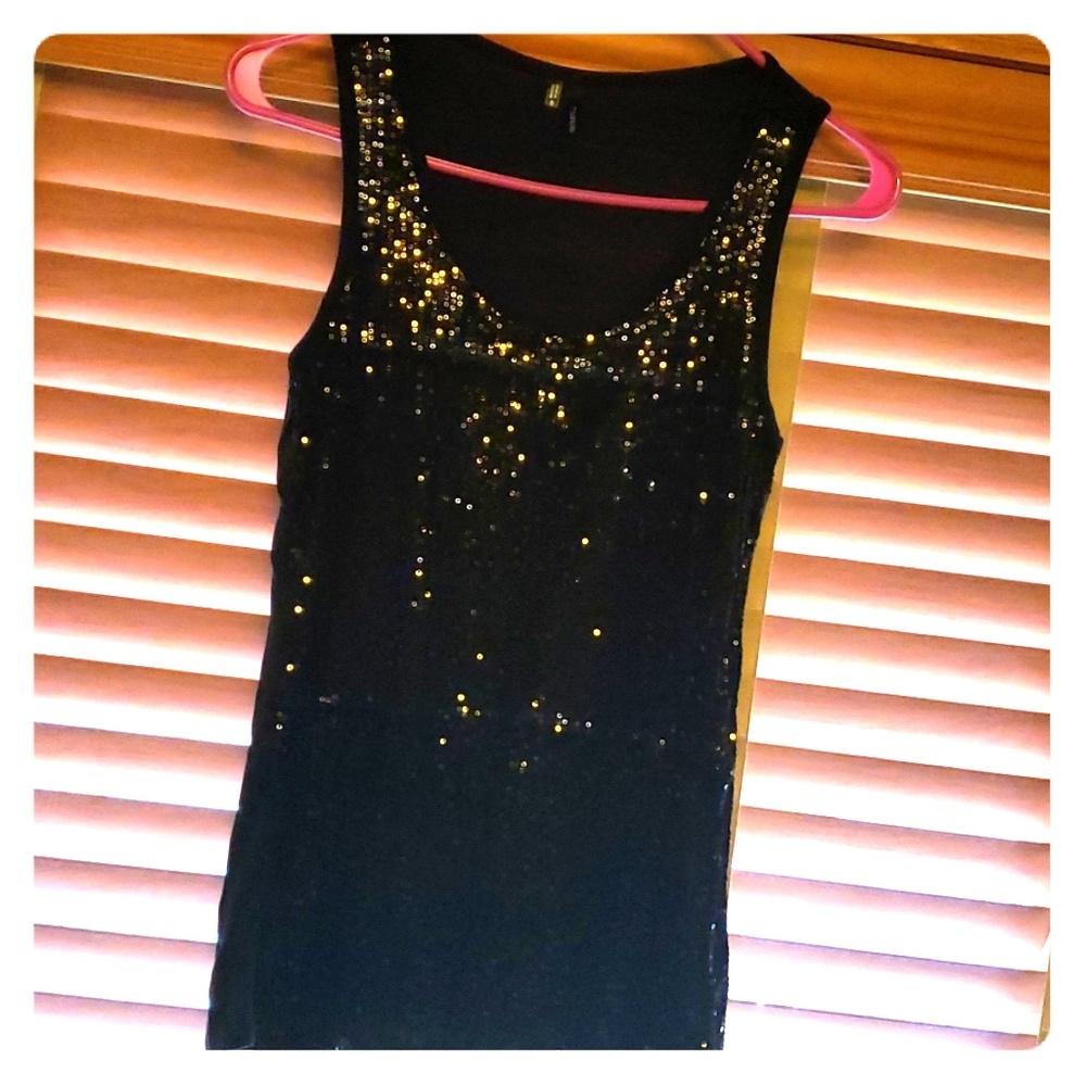 Frontal sequin tank